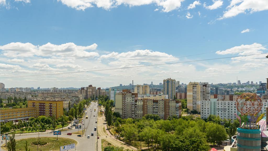 Artal Apartment On Obolonskaya Square 3 Kiev Esterno foto