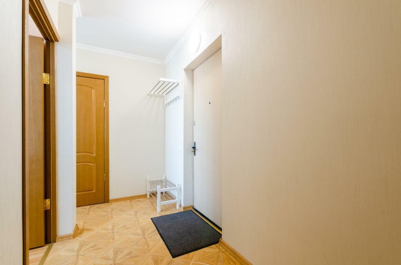 Artal Apartment On Obolonskaya Square 3 Kiev Esterno foto
